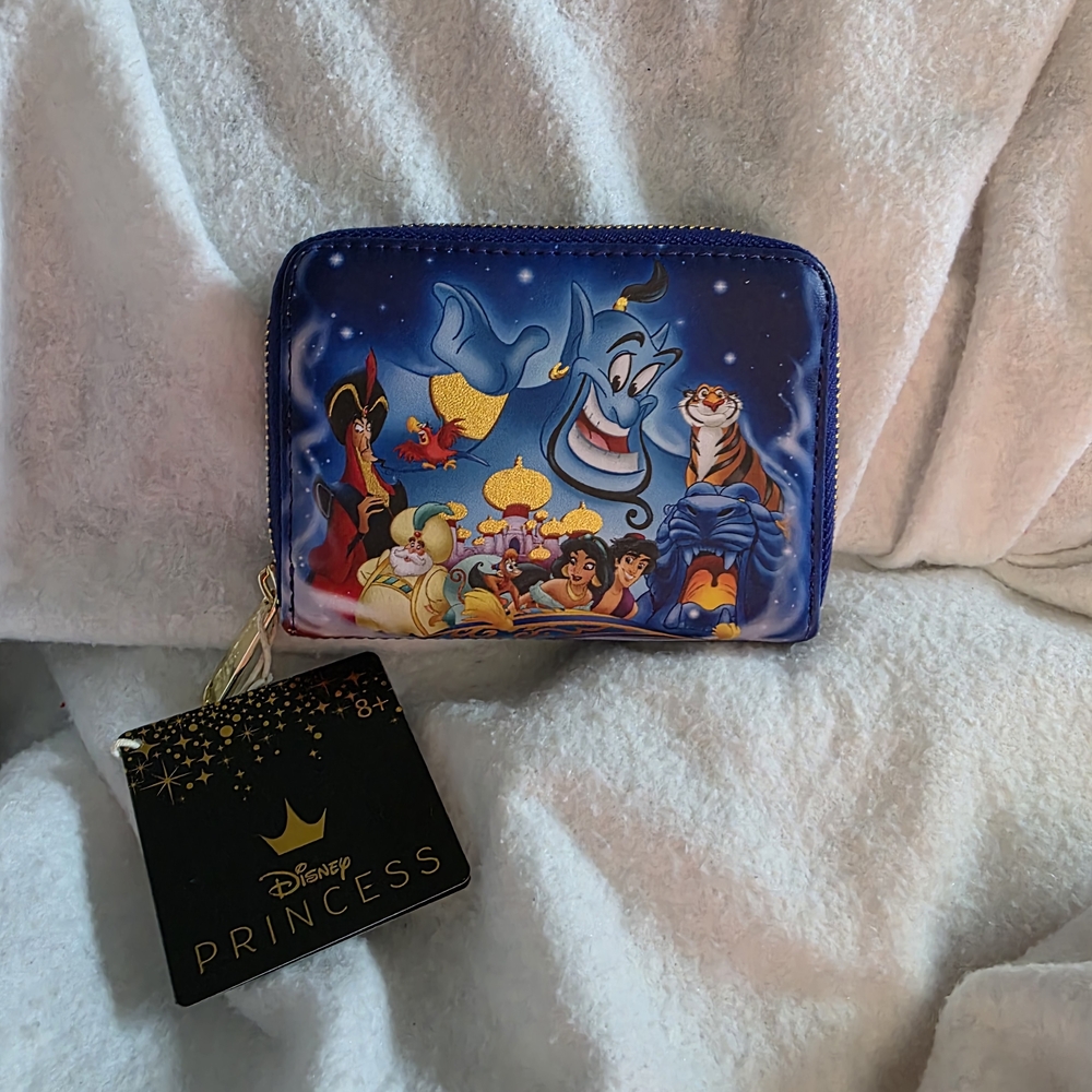 Disney Hard Tag Loungefly Aladdin Wallet NWT